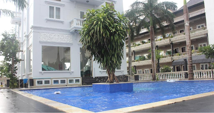 BỂ BƠI